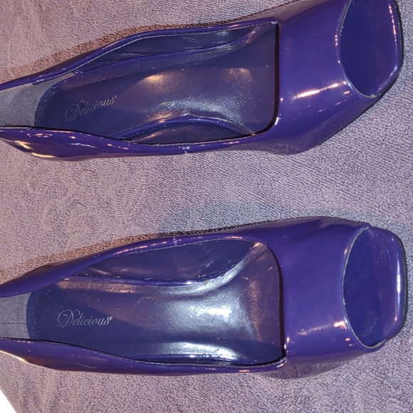 Wow! GORGEOUS AND SEXY PURPLE HEELS.  SIZE 10 - Picture 3 of 8